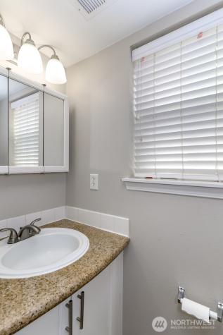 10426 17th Avenue SW Seattle WA 98146