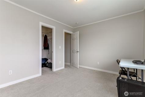 10426 17th Avenue SW Seattle WA 98146