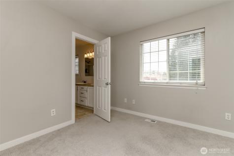 10426 17th Avenue SW Seattle WA 98146