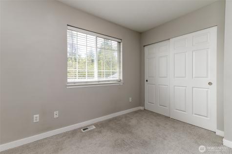 10426 17th Avenue SW Seattle WA 98146
