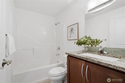 3045 20th Avenue W Seattle WA 98199
