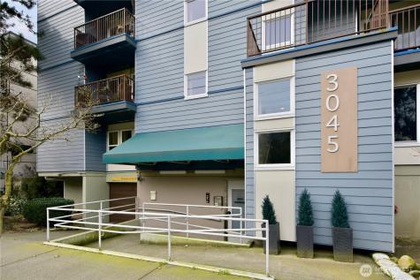 3045 20th Avenue W Seattle WA 98199