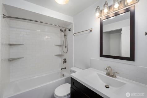 3901 Fremont Avenue N Seattle WA 98103