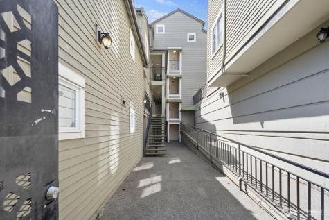 3901 Fremont Avenue N Seattle WA 98103