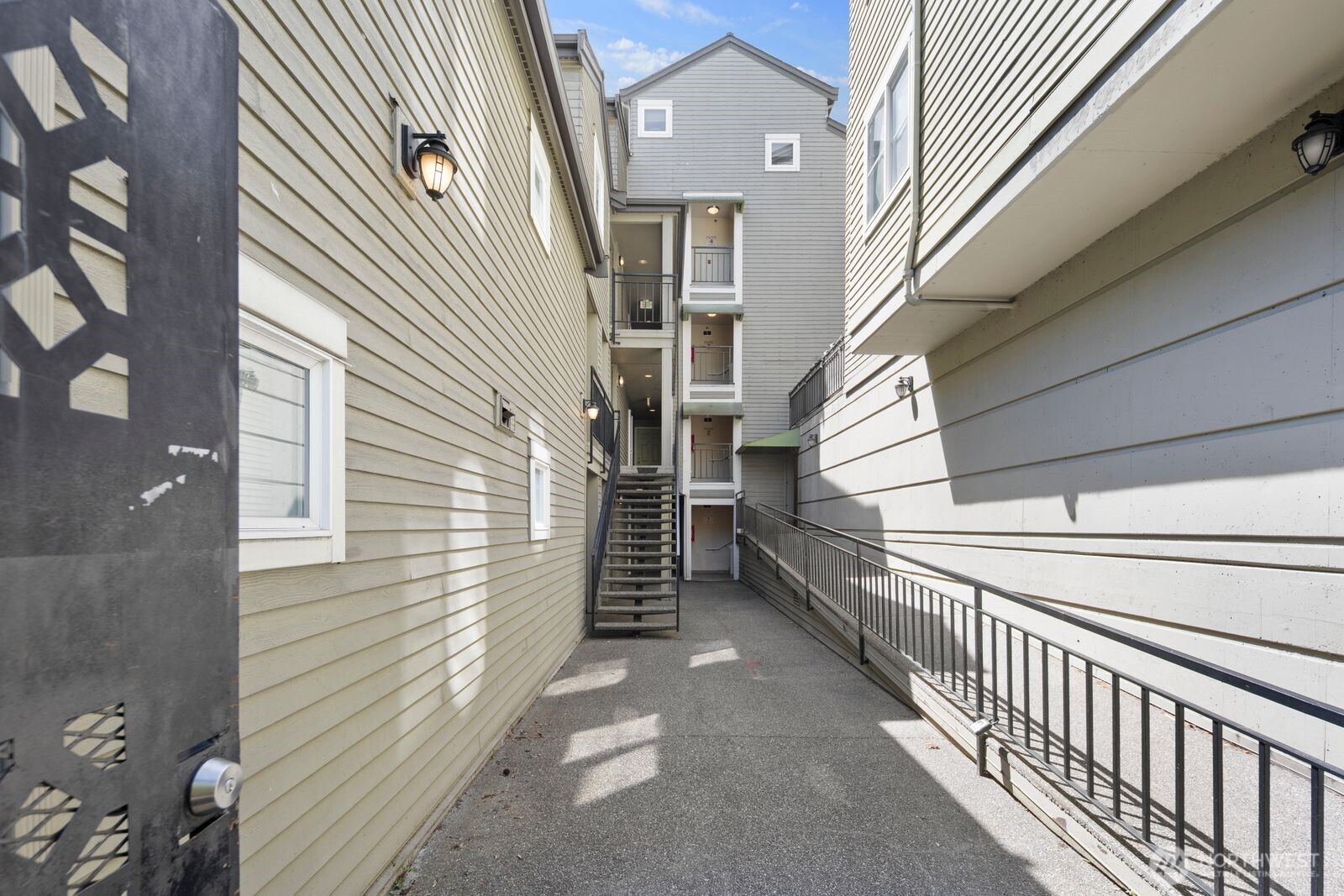 3901 Fremont Avenue N Seattle WA 98103