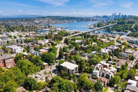 3901 Fremont Avenue N Seattle WA 98103