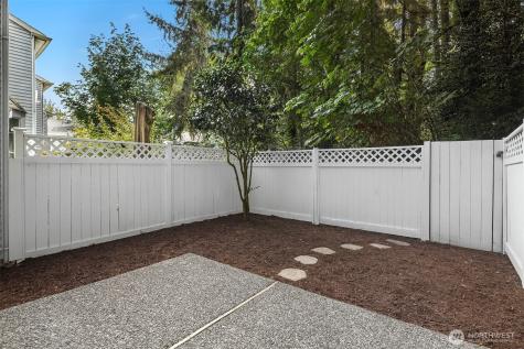 10215 NE 129th Lane Kirkland WA 98034