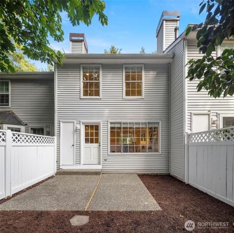 10215 NE 129th Lane Kirkland WA 98034