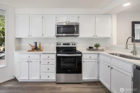 10215 NE 129th Lane Kirkland WA 98034