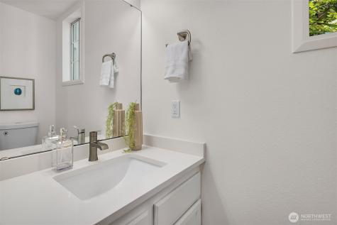 10215 NE 129th Lane Kirkland WA 98034