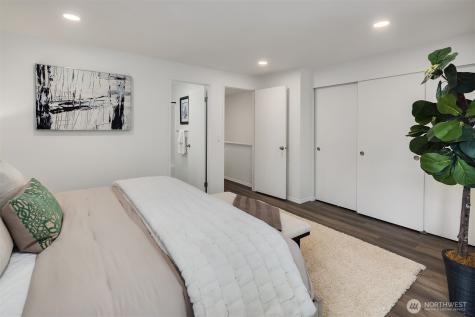 10215 NE 129th Lane Kirkland WA 98034