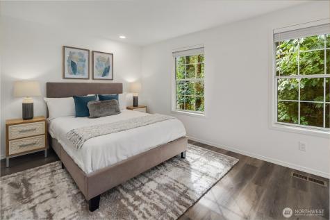 10215 NE 129th Lane Kirkland WA 98034