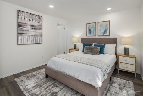 10215 NE 129th Lane Kirkland WA 98034