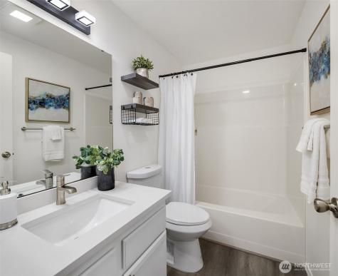 10215 NE 129th Lane Kirkland WA 98034