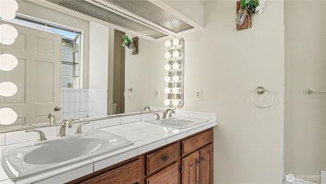 3416 161st Court SE Bellevue WA 98008