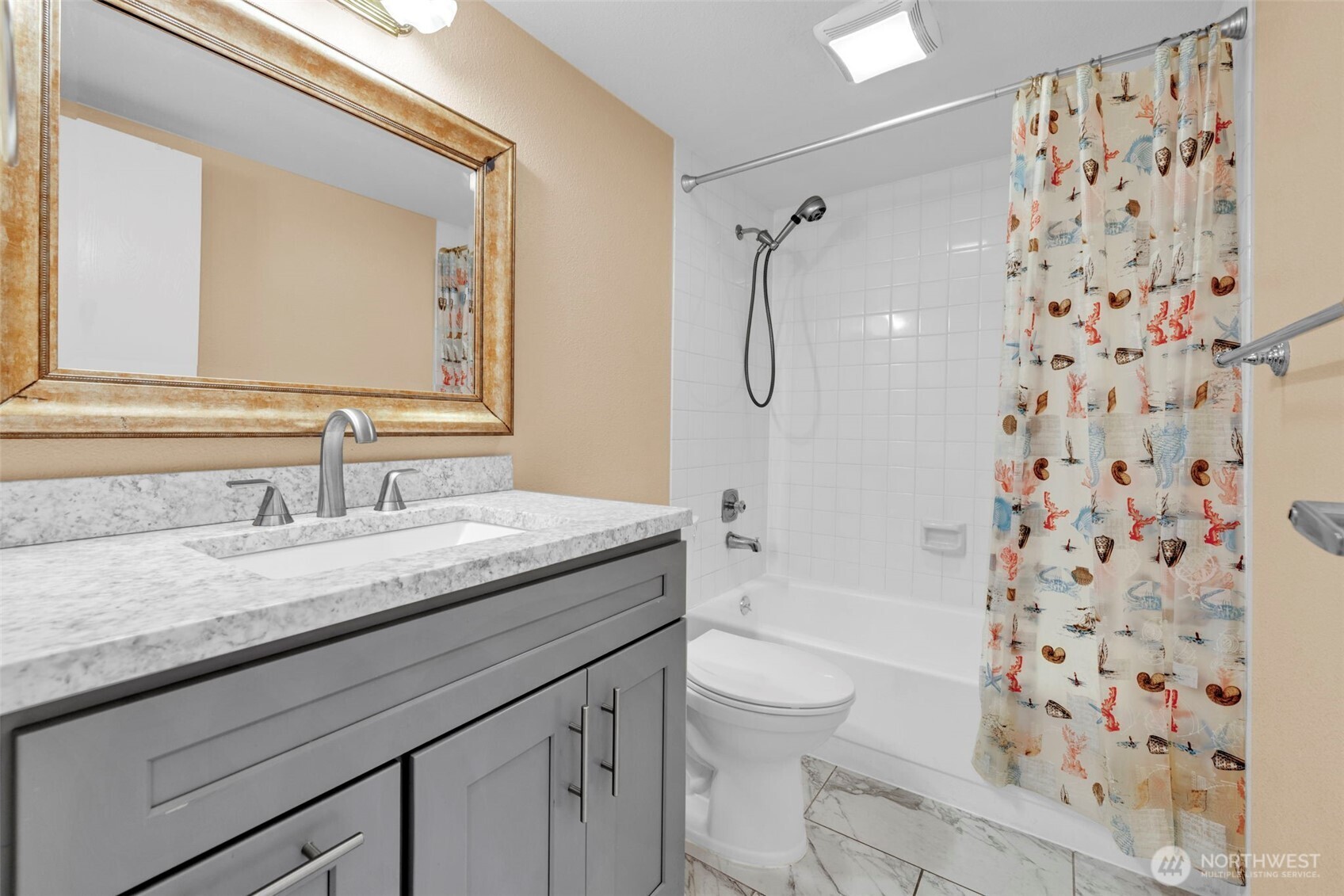4717 W Lake Sammamish Pkwy SE Sammamish WA 98027