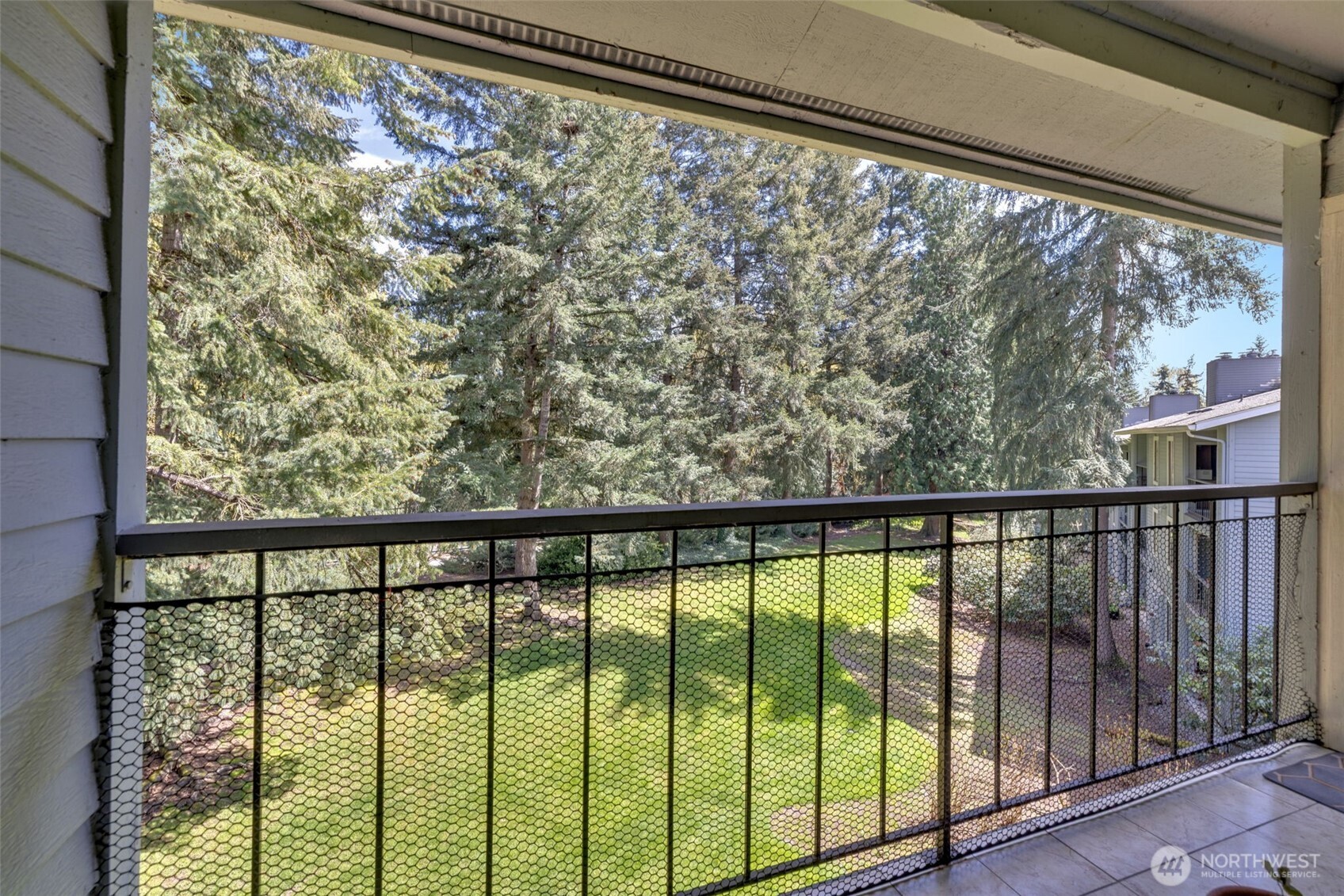 4717 W Lake Sammamish Pkwy SE Sammamish WA 98027