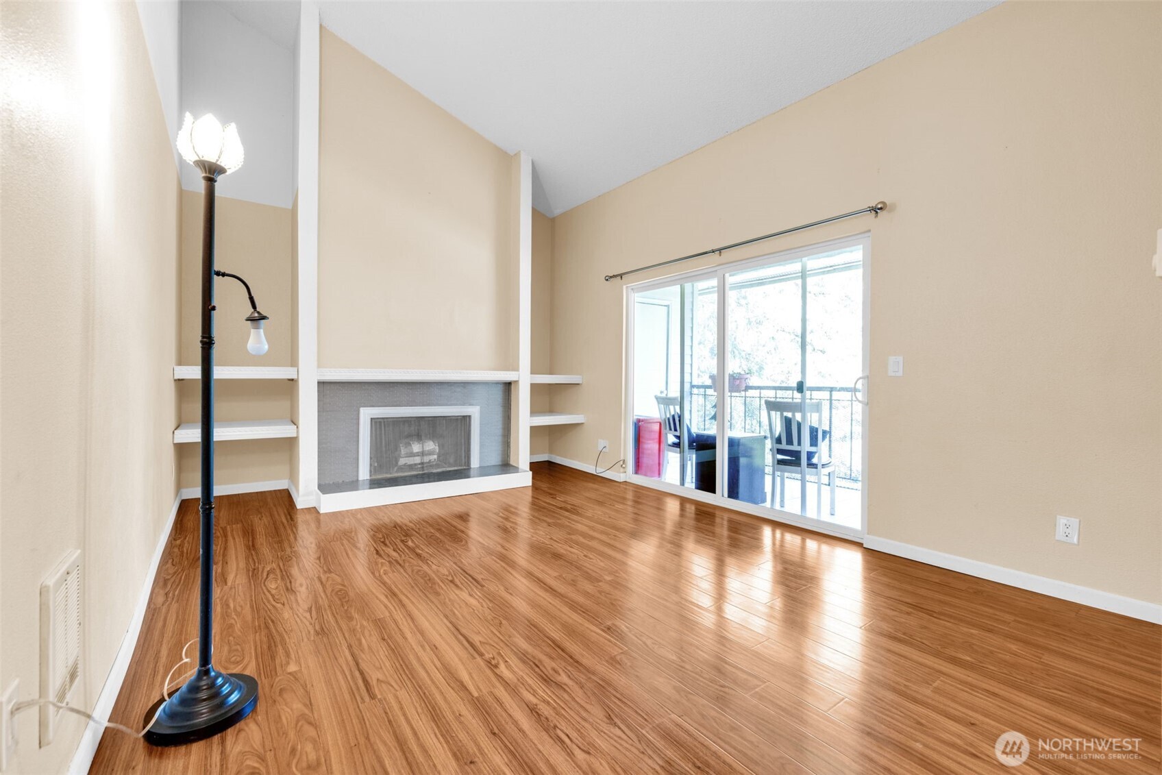 4717 W Lake Sammamish Pkwy SE Sammamish WA 98027