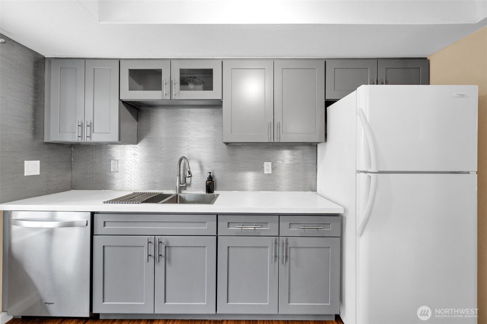 4717 W Lake Sammamish Pkwy SE Sammamish WA 98027