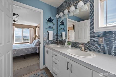 30875 State Route 20 Oak Harbor WA 98277