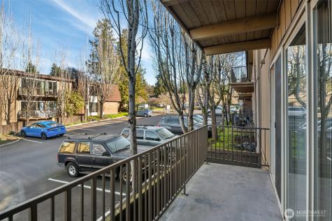 11008 NE 68th Street Kirkland WA 98033