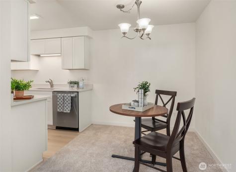 11008 NE 68th Street Kirkland WA 98033