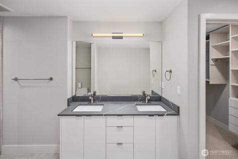 6121 NE 175 Street Kenmore WA 98028