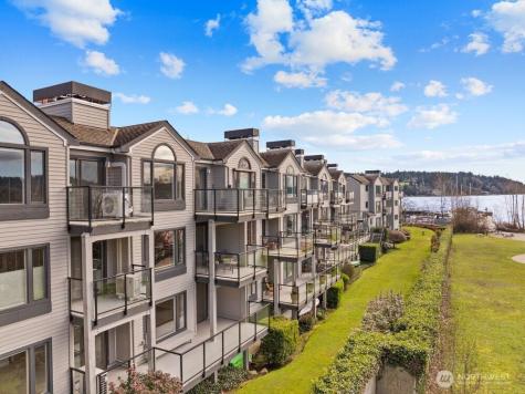 6121 NE 175 Street Kenmore WA 98028