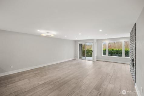 6121 NE 175 Street Kenmore WA 98028