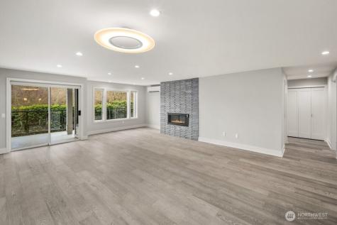 6121 NE 175 Street Kenmore WA 98028