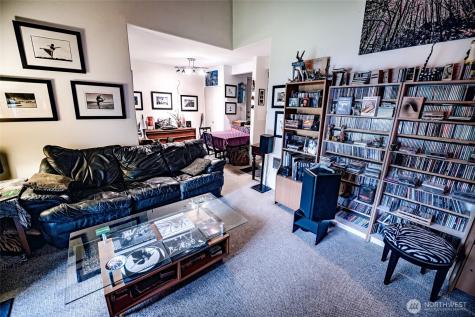 4635 W Lake Sammamish Parkway SE Issaquah WA 98027