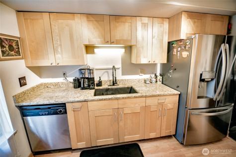 4635 W Lake Sammamish Parkway SE Issaquah WA 98027