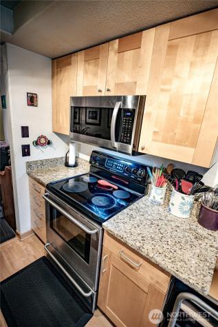 4635 W Lake Sammamish Parkway SE Issaquah WA 98027