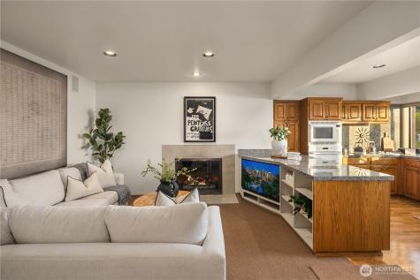 9903 Lake Washington Boulevard NE Bellevue WA 98004