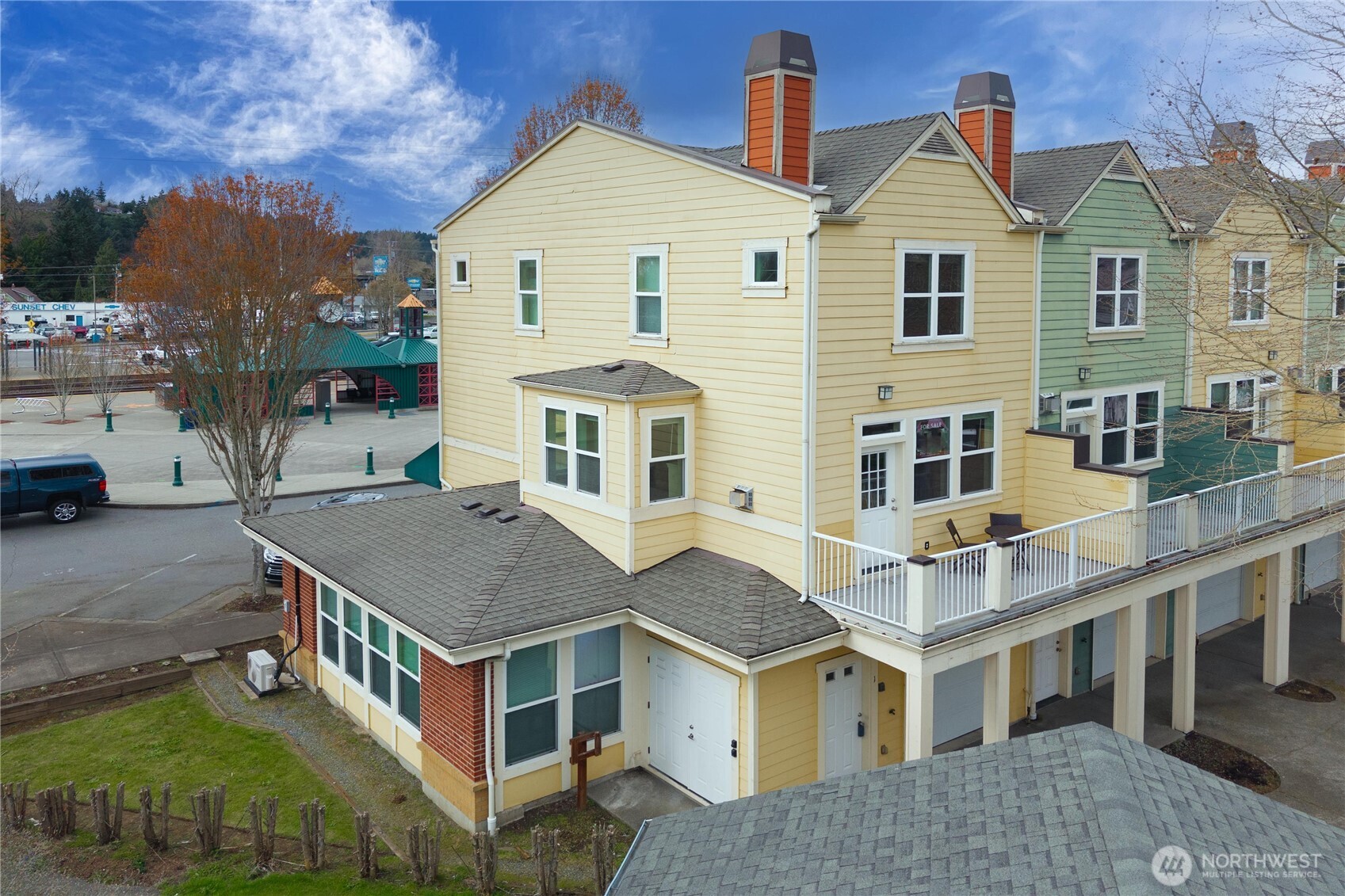 816 Cherry Avenue Sumner WA 98390