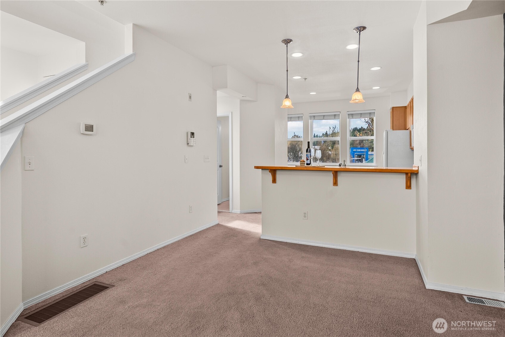 816 Cherry Avenue Sumner WA 98390