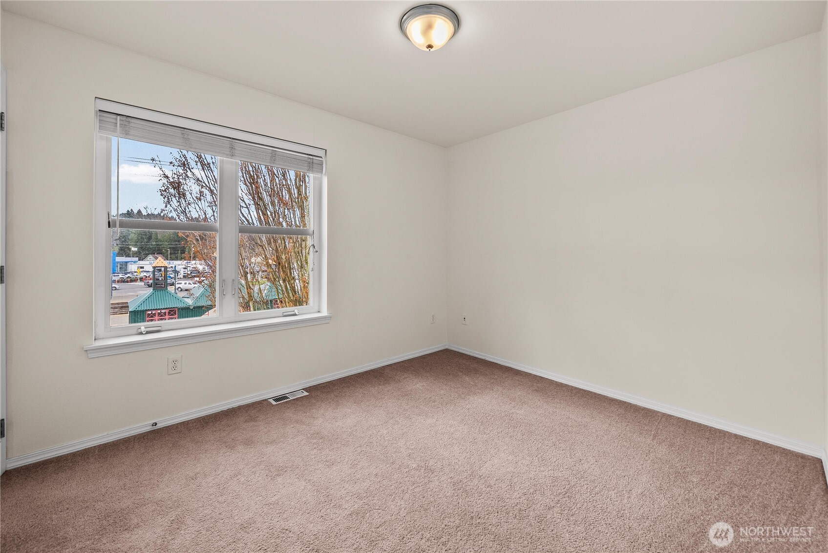 816 Cherry Avenue Sumner WA 98390