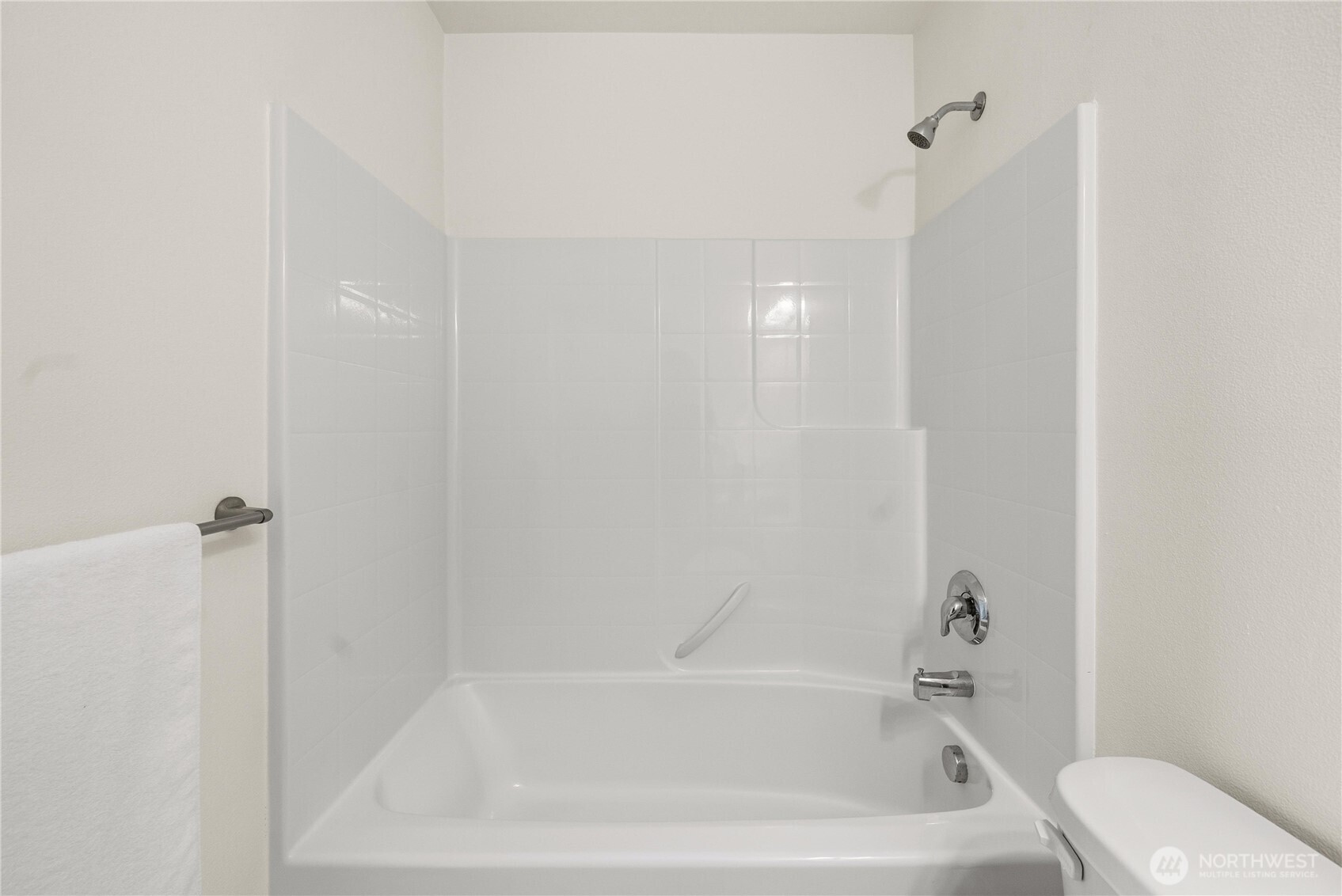 816 Cherry Avenue Sumner WA 98390