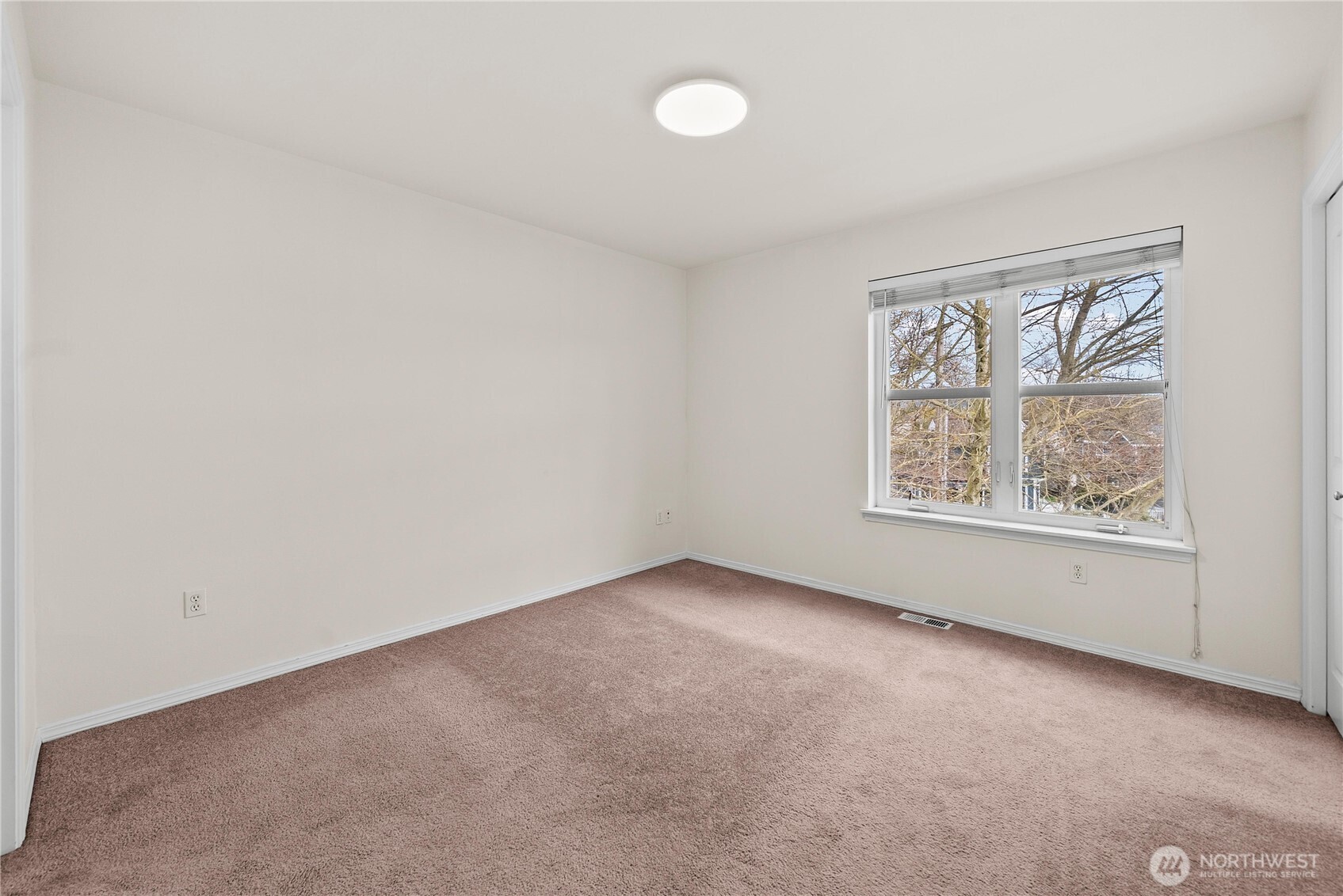 816 Cherry Avenue Sumner WA 98390