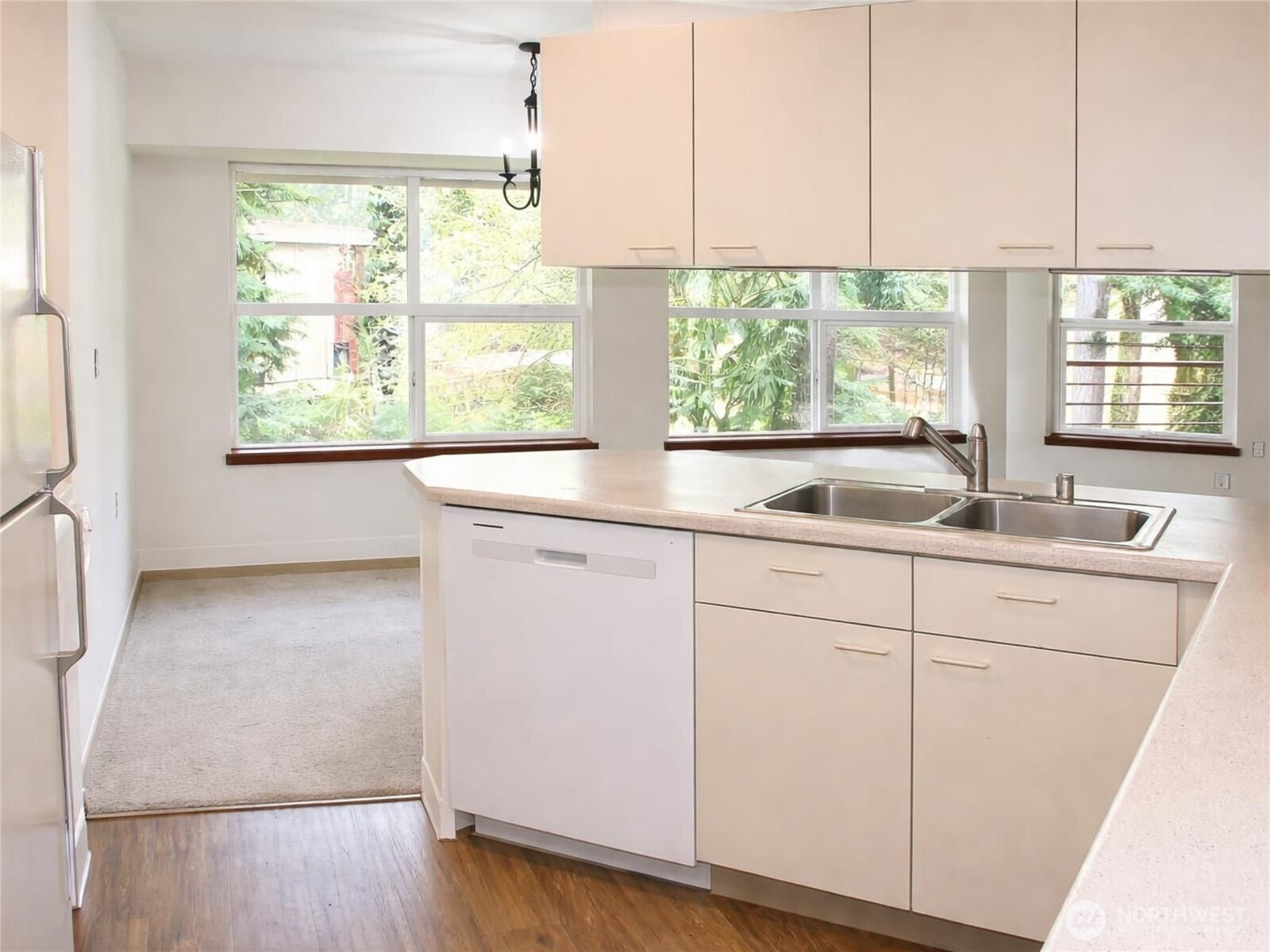 1648 152nd Avenue NE Bellevue WA 98007