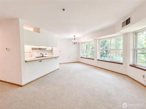 1648 152nd Avenue NE Bellevue WA 98007
