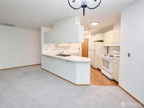 1648 152nd Avenue NE Bellevue WA 98007
