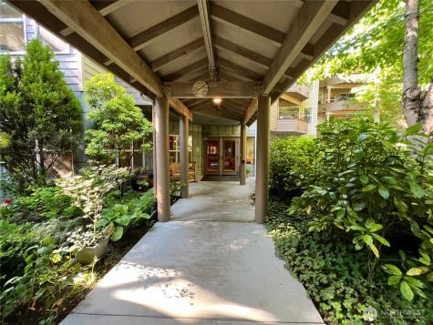 1648 152nd Avenue NE Bellevue WA 98007