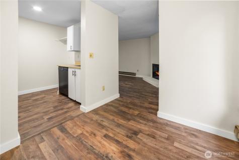 17516 149th Avenue SE Renton WA 98058