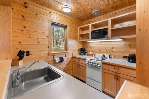 17798 Highway 20 Mazama WA 98833