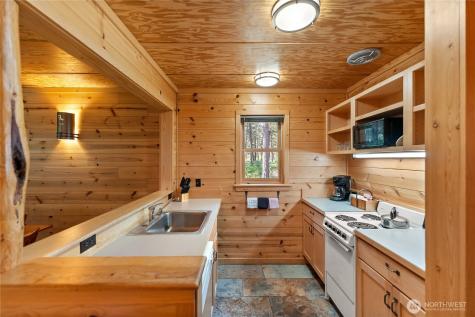 17798 Highway 20 Mazama WA 98833