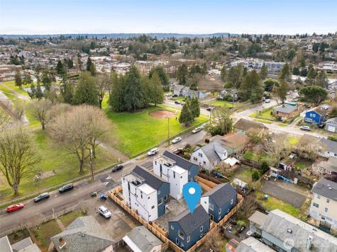 3918 Juneau Street Seattle WA 98118