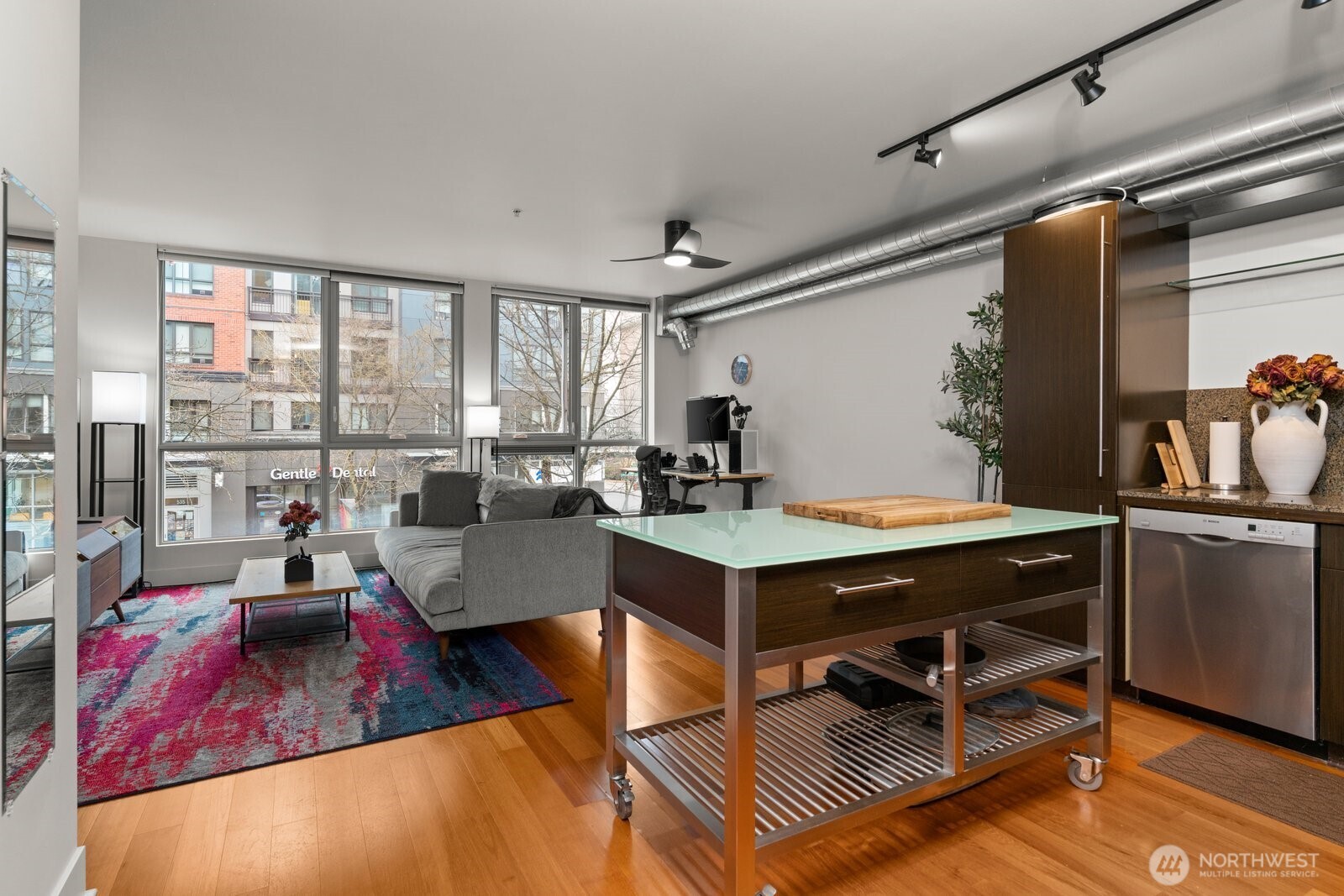 530 Broadway E Seattle WA 98102