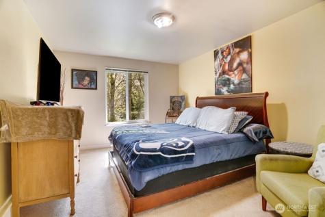 4525 S Henderson Street Seattle WA 98118