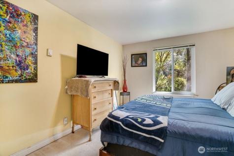 4525 S Henderson Street Seattle WA 98118